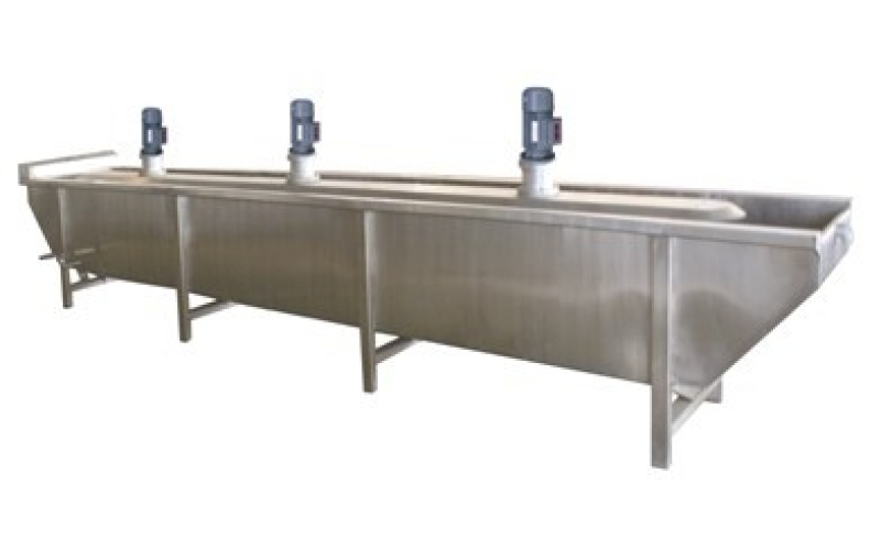 Spray type scalding machine
